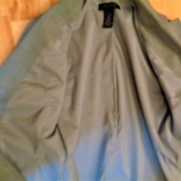 The Limited Stretch two button blazer XS - Picture 3 of 7